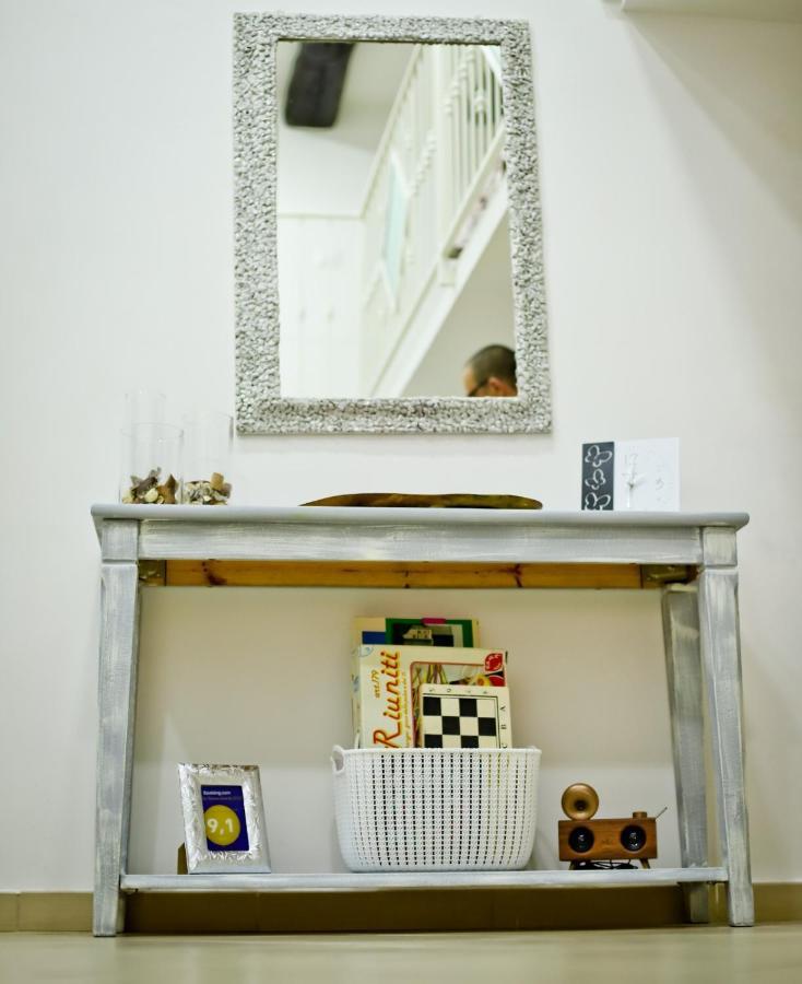 Appartement Napulè - Loft à Naples Extérieur photo